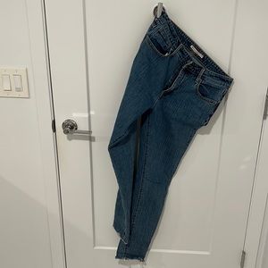 Levi’s 721 High Rise Skinny Jeans
